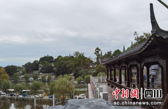 口袋公園美景。