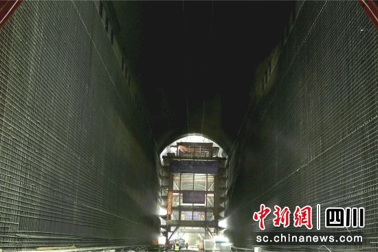 鶴߅r䓽A늽ɳˮ_(ki)l(f)޹˾D