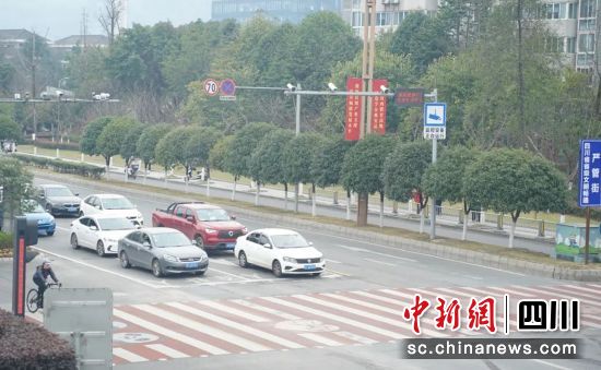 雨城街區(qū)。雨城融媒 供圖