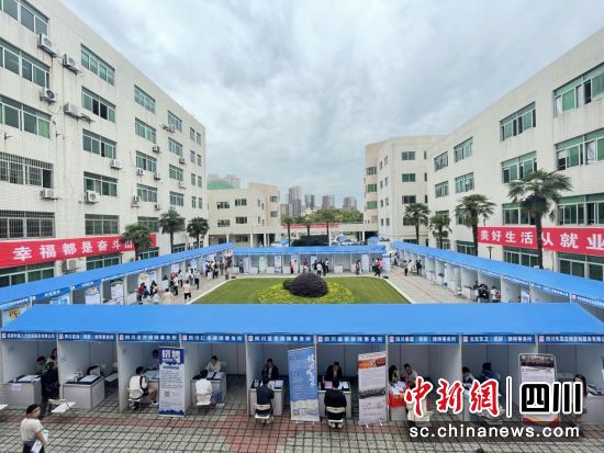 AW(xu)2024îI(y)px(hu)(ɶдͬ(hu)(w) D)