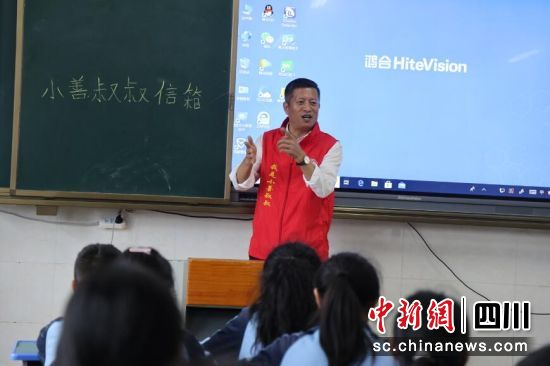  С䡱(chung)ʼ˸Ʒ՞ͬW(xu)ϡСһn(С䡱(xing)ĿF(tun)(du)D)
