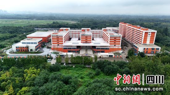 成都溫江區(qū)科技園高中校。成都住建供圖