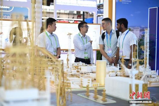 7��17��������������Ї��|��늚⼯�F(tu��n)չ�_��������������ӛ�� ���� �z