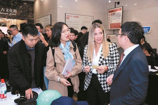 ceڬF(xin)ͨǢՄ