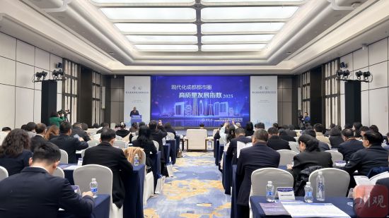 ����óɶ�����Ȧ���O(sh��)Փ���ڳɶ��e�С���� �z