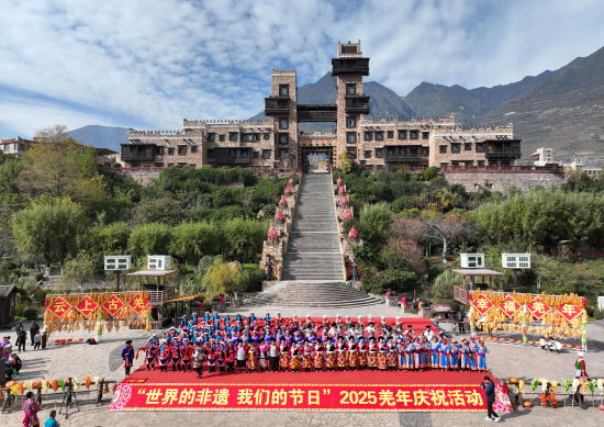 ��2025Ǽ��c�����(d��ng)�� ë��܊/�z 