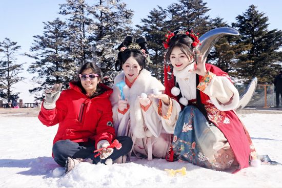 ���Xѩɽ��������(chu��ng)�¸�