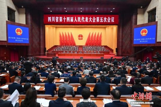 �Ĵ�ʡʮ�Č��˴���Ε�(hu��)�h�_(k��i)Ļ��(hu��)�F(xi��n)��(ch��ng)����ӛ�� ���ҿ� �z